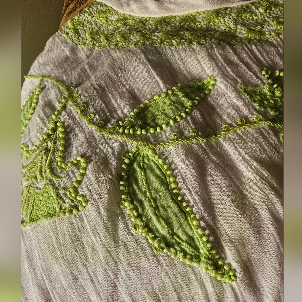 Free People Edie Embroidered Top White and Green Combo Size Large New With Tags - Picture 9 of 12